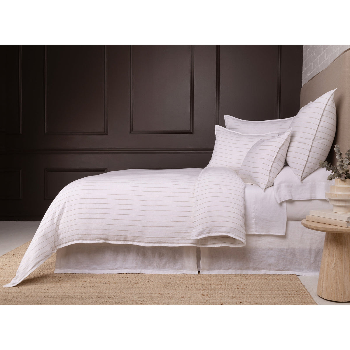 White duvet cover with fine horizontal stripes and two white pillow shams