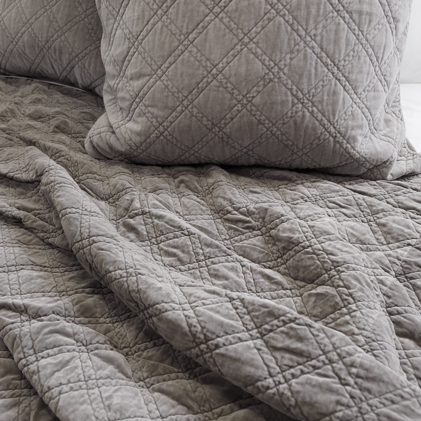 Brussels Coverlet