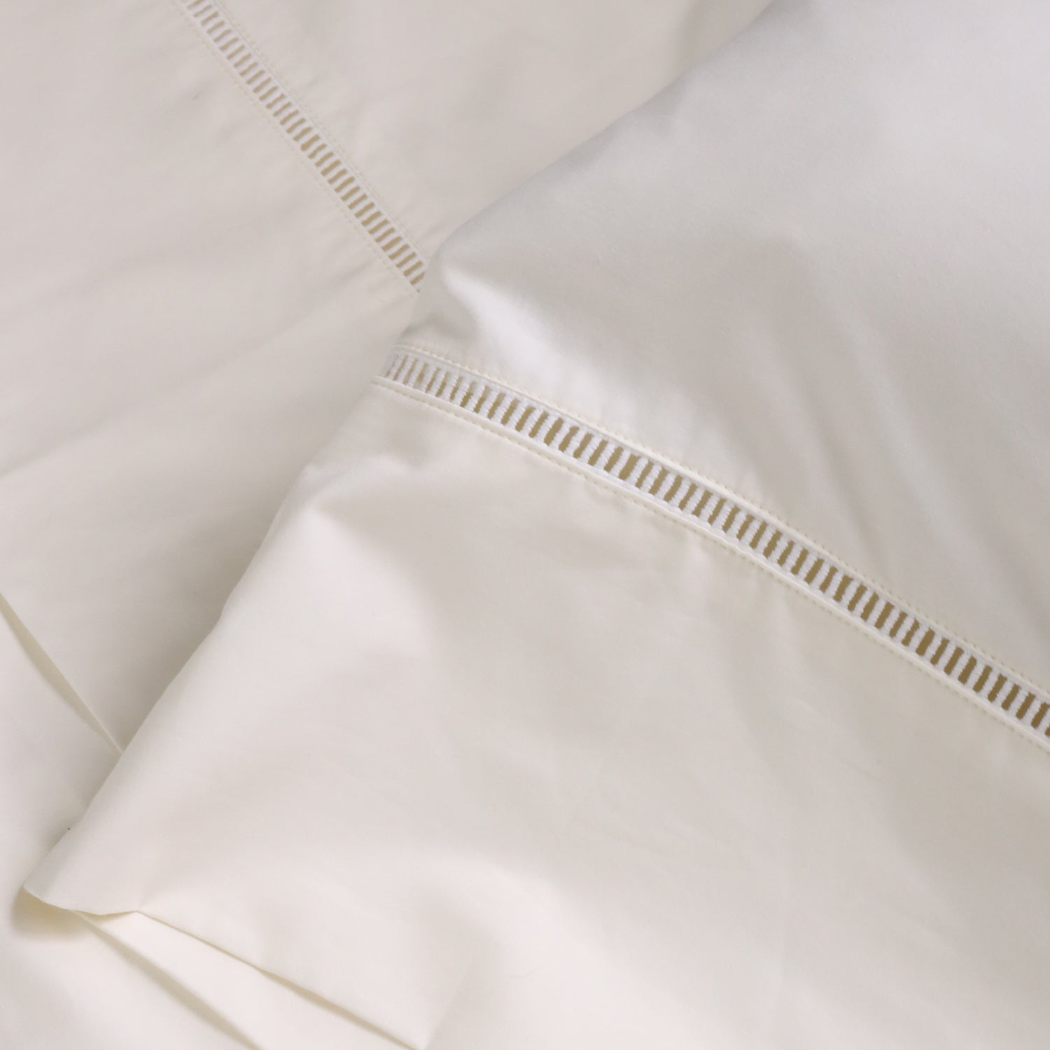 Como Ladder Stitch Cotton Sateen Swatch-Linen Swatches-Ivory-Pom Pom at Home