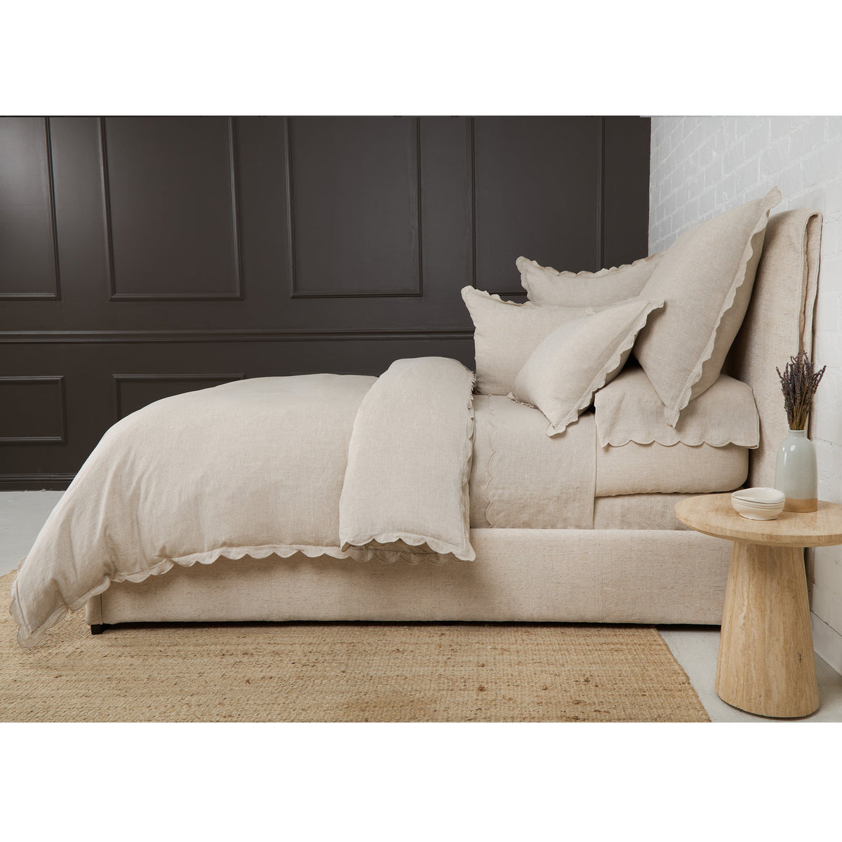 Light cream scalloped duvet cover with matching pillow shams