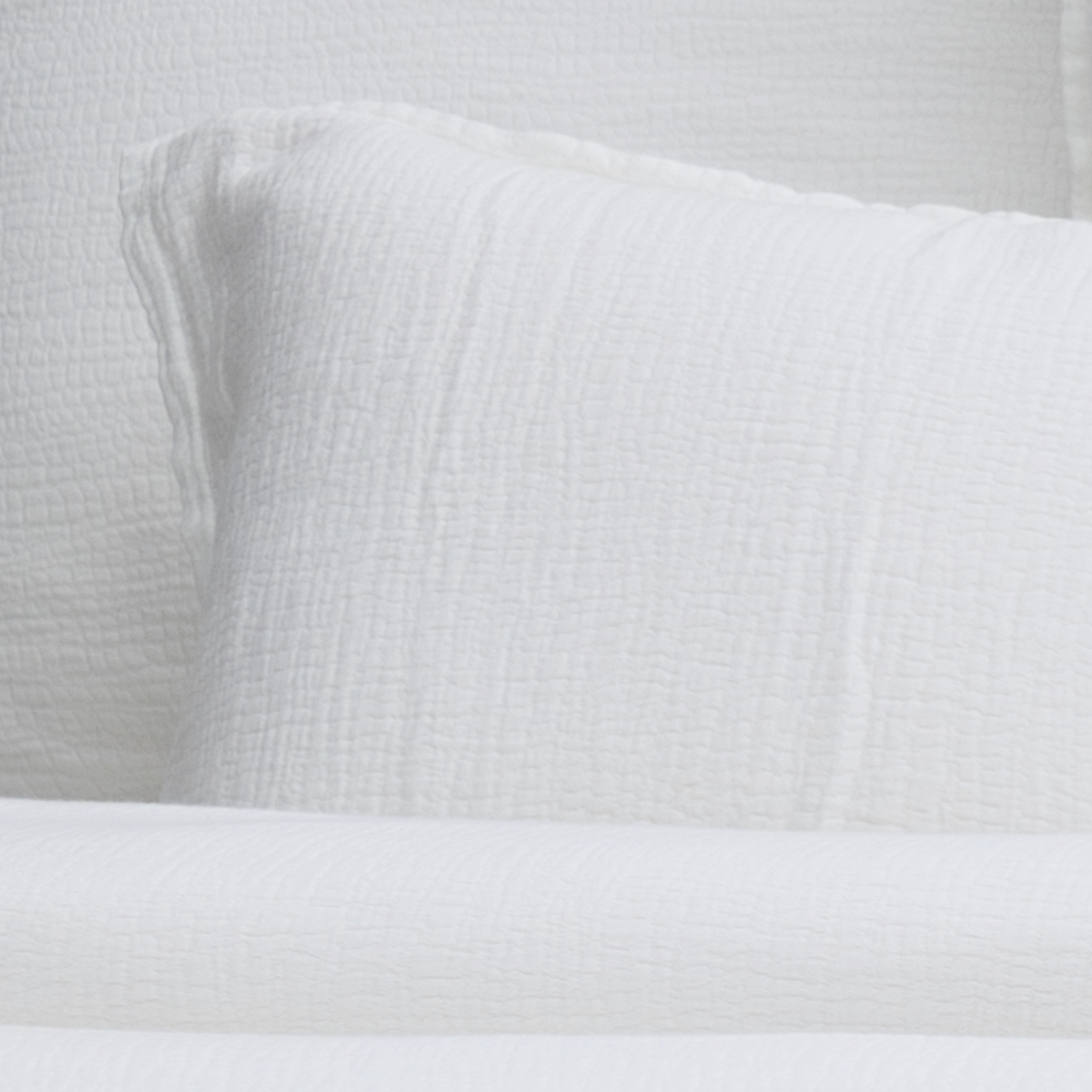 White quilted cotton duvet cover with textured square pattern